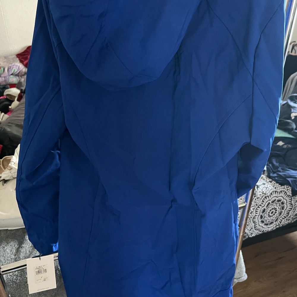 Clothes - Picture 3 of 12